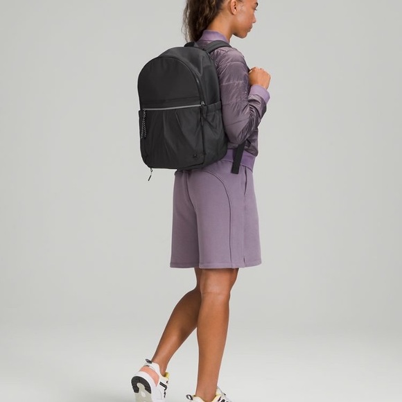 🔥Lululemon Pack it Up Backpack 21L Black - Picture 5 of 8